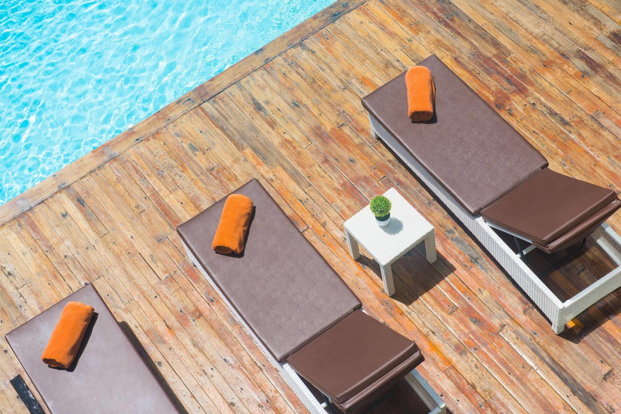 Tetris Hotel Ao Nang Экстерьер фото
